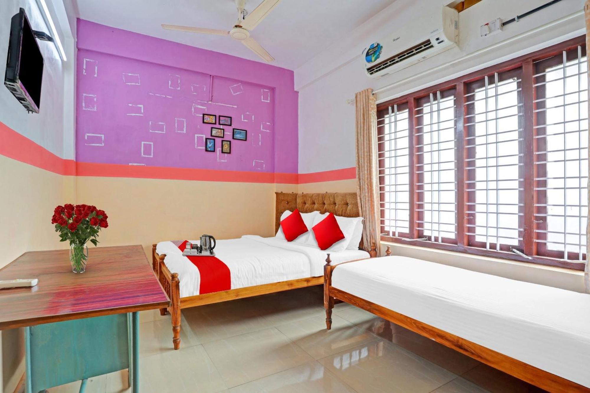 Hotel Spot On The New View Regency Thiruvananthapuram Exterior foto